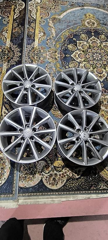 Куйма Дисктер R 16 Hyundai, Комплект, тешиктери - 5, Колдонулган — 1