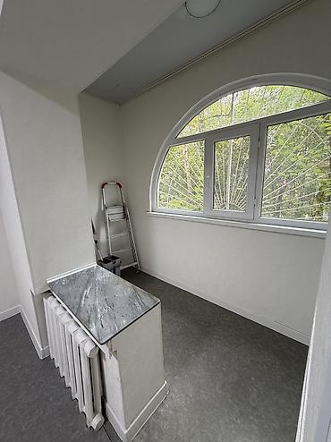 продаю квартиру 105 серия: 2 комнаты, 48 м², 7 мкр 105 серия, 1 этаж — 4