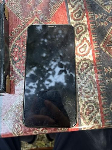 xs max 64: IPhone Xs Max, 256 GB, Qızılı, Face ID — 3