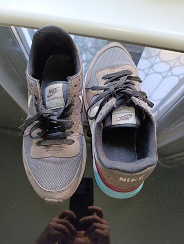 лоро пиано обувь бишкек цена: Мужские кроссовки, 42, Nike, Б/у, цвет - Серый, Самовывоз