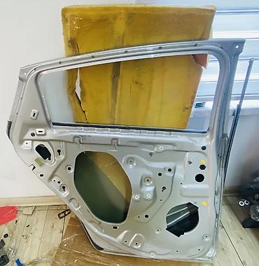 Avtomobil qapıları: Sağ arxa, Chevrolet eqonex malibu aviyo curuz, ABŞ — 2