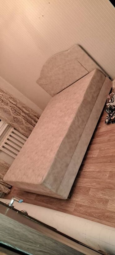продам кровать бу: Продаю. двухместную кровать. Б/У. недорого. срочно ❕
