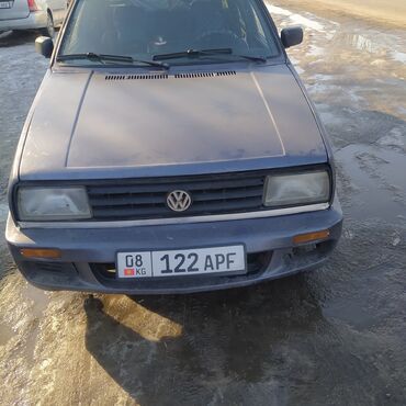 Volkswagen: Volkswagen Jetta: 1992 г., 1.8 л, Механика, Бензин, Седан