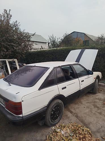 мазда 620: Mazda 626: 1987 г., 2 л, Механика, Бензин, Хэтчбэк — 4