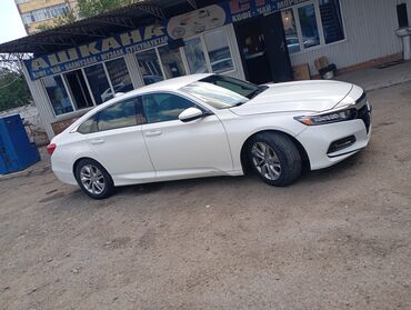 меняю на акорд: Honda Accord: 2019 г., 1.5 л, Автомат, Бензин, Седан