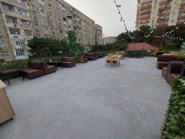Digər biznes avadanlığı: Endirim‼️20eded divan ve 5 eded jurnal masa birlikde 1200 Azn. Endirim