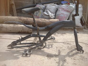 куплю велосипеды: Рама велосипеда BMX. Эта рама, вероятно, часть велосипеда