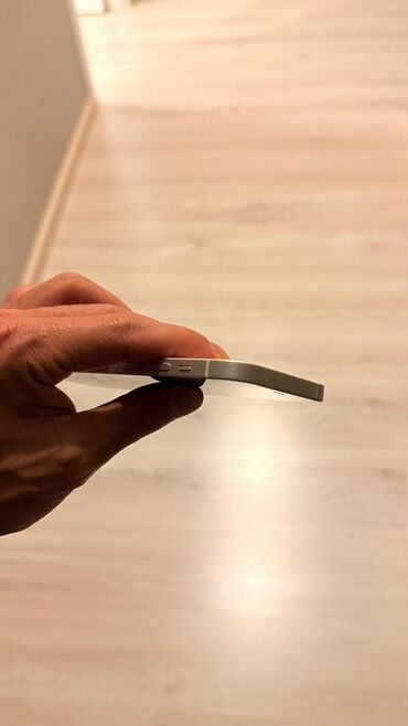 Apple iPhone: IPhone 12, 128 GB, Ağ, Face ID — 9