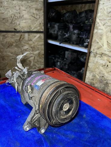 Компрессоры для авто: Компрессор Б/у, Оригинал — 37