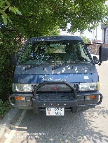 срочно срочно продам: Mitsubishi Delica: 1996 г., 2.5 л, Автомат, Дизель, Минивэн