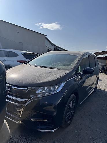 Транспорт: Honda Odyssey: 2021 г., 2 л, Вариатор, Гибрид, Минивэн — 2