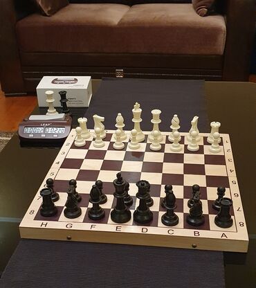 шахматные фигуры: Шахматы Стаунтон 7. Доска деревянная, 40×40 см, фигуры - ABS