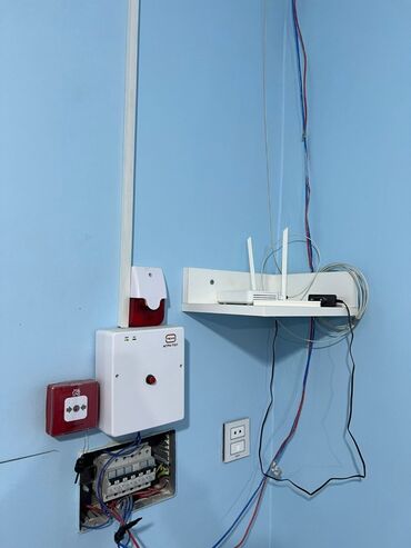 Digər kommersiya daşınmaz əmlakı: 28 may metro stansiyası dəmir yolunun çıxışı tərəf Tesla heykəlinin -da lalafo.az — 5 Digər kommersiya daşınmaz əmlakı: 28 may metro stansiyası dəmir yolunun çıxışı tərəf Tesla heykəlinin — 5