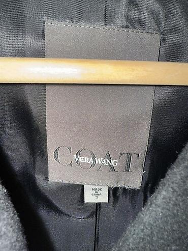 бархат: Женское пальто со съёмным меховым воротником фирмы Vera Wang — 5