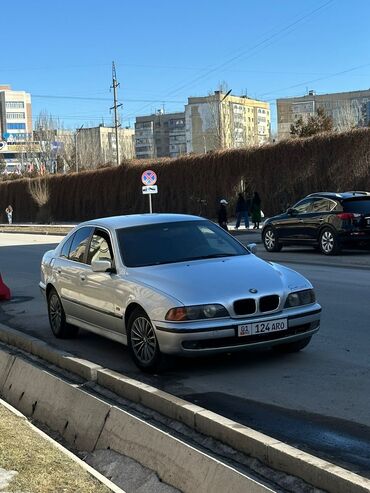 BMW: BMW 5 series GT: 1996 г., 2 л, Механика, Бензин, Седан