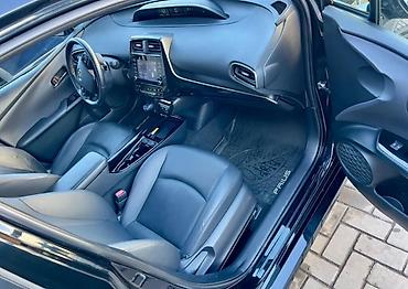 Toyota Prius: 2020 г., 1.8 л, Вариатор, Гибрид, Хэтчбэк — 10