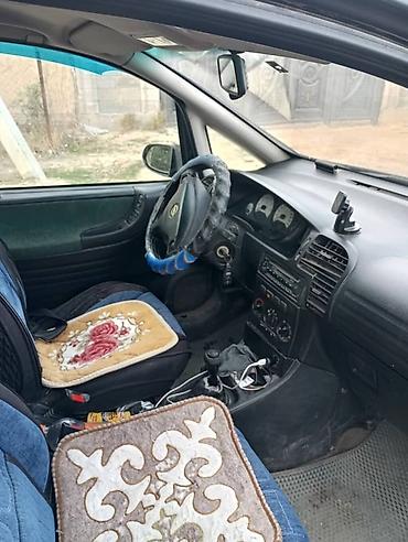 жига 07: Opel Zafira: 1999 г., 1.6 л, Механика, Бензин, Минивэн — 4