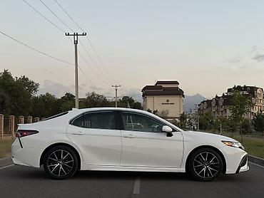 ram 2500: Toyota Camry: 2021 г., 2.5 л, Автомат, Бензин, Седан — 8