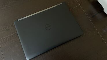 dell komputer: İşlənmiş Dell Latitude, 15 ", Intel Core i5, 256 GB, Ünvandan götürmə