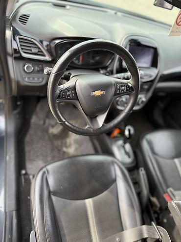 Chevrolet: Chevrolet Spark: 2018 г., 1 л, Вариатор, Бензин, Хэтчбэк — 7