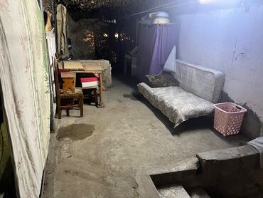 Köhnə tikili: Neftçilər metrosuna 5 dəqiqəlik məsafədə ev satılır(2 ev)1 otaq 3-ə -da lalafo.az — 14 Köhnə tikili: Neftçilər metrosuna 5 dəqiqəlik məsafədə ev satılır(2 ev)1 otaq 3-ə — 14