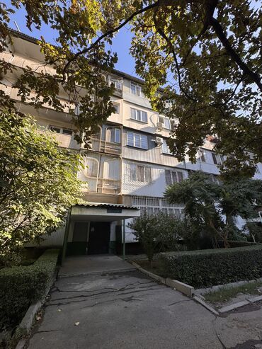 купить дом токмок кыргызстан: 2 комнаты, 80 м², Индивидуалка, 4 этаж, Косметический ремонт