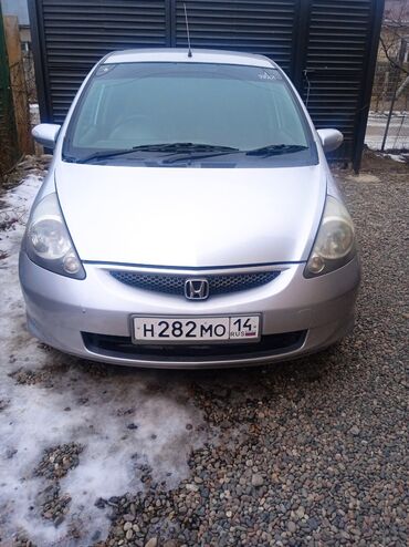 xonda fit aria: Honda : 2001 г., 1.3 л, Автомат, Бензин, Седан