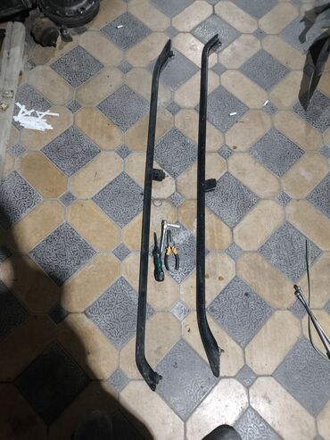 Панели, обшивки: - МКПП (механическая коробка передач) в сборе с кулисой/приводом — 9