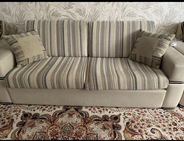 купить диван в бишкеке: Качество 🌟 состояние идеальный 👍 за 35000 купили 💵 . магазинский