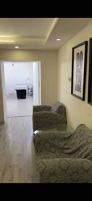 Косметологическая студия 25 м², 1 комната, С ремонтом, С оборудованием, Отдельный вход
