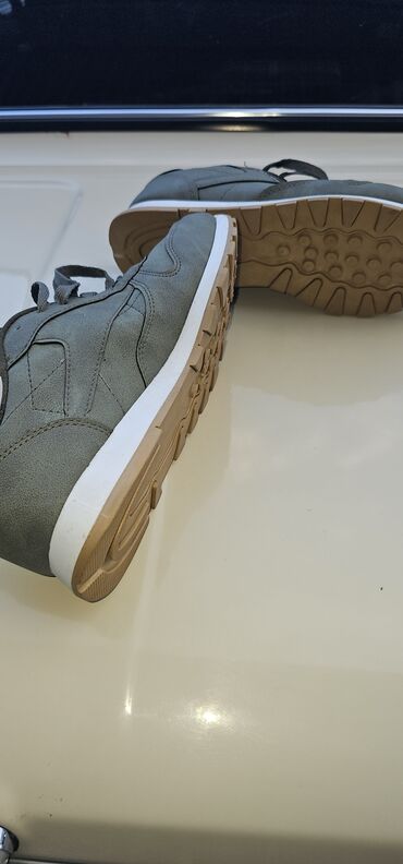 Krasofkalar və idman ayaqqabıları: Tezedi tyrkiye -da lalafo.az — 5 Krasofkalar və idman ayaqqabıları: Tezedi tyrkiye — 5