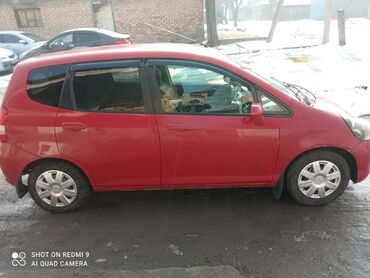 ищу хонда фит: Honda Fit: 2001 г., 1.3 л, Автомат, Бензин, Хэтчбэк