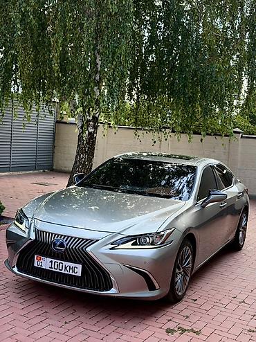 жили машина: Lexus ES: 2018 г., 2.5 л, Автомат, Бензин, Седан — 3