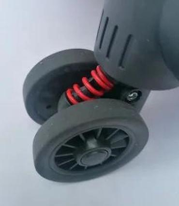 Putni koferi i torbe: Veliki putni kofer na točkiće – tekstilni, crvene boje - Prostrana — 15