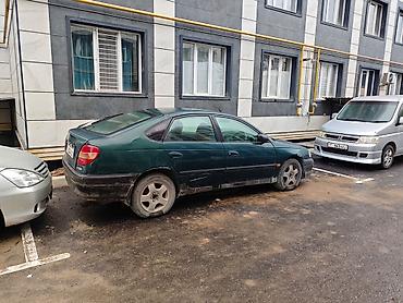 8: Toyota Avensis: 2002 г., 1.8 л, Автомат, Бензин, Хэтчбэк — 3