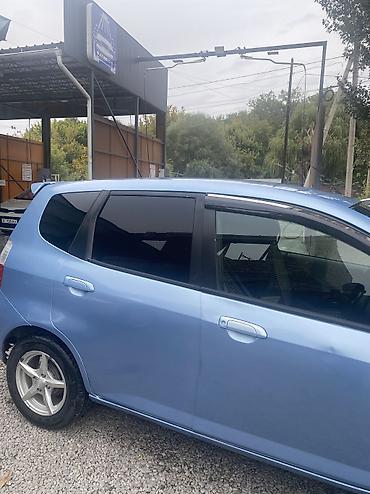 Honda: Honda Fit: 2002 г., 1.5 л, Вариатор, Бензин, Хэтчбэк — 2
