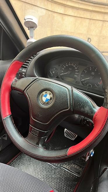 bmw rolu: BMW sükan çexolu – qırmızı-qara Uzlenmelidir lakin - Model: Universal — 1