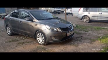 срочно продам авто в связи с переездом: Kia Rio: 2013 г., 1.6 л, Механика, Бензин, Седан