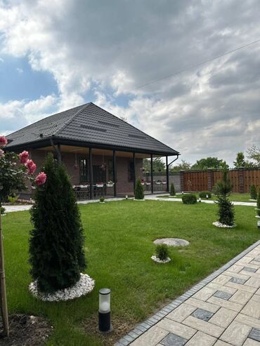 дом в горах бишкек: Дача, 250 м², 3 комнаты, Агентство недвижимости, Евроремонт