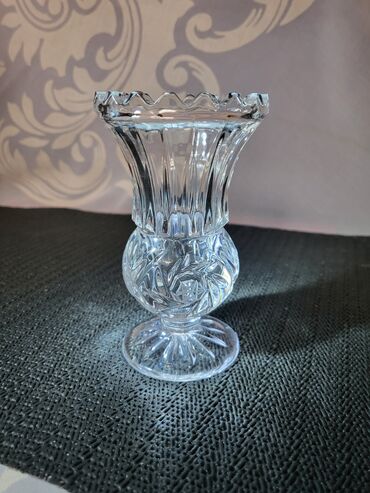 Vaze i saksije: Vaza, Novo — 3