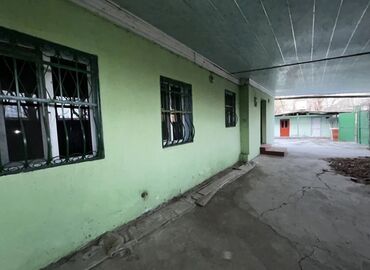 Həyət evləri və villaların satışı: 4 otaqlı, 140 kv. m, Orta təmir — 5