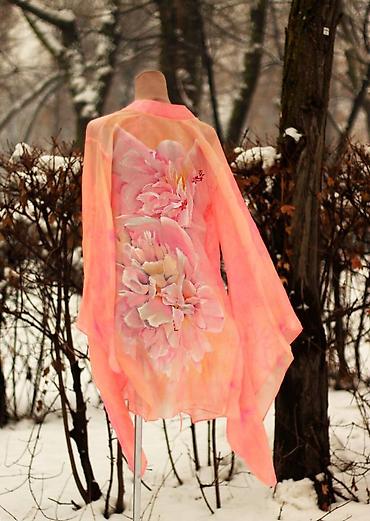 Кардиганы: Расписанное вручную шёлковое кимоно. Маргиланский 100 % шелк. Красное — 6