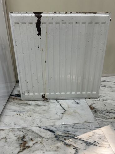 işlənmiş radiatorlar: Satılır 1 əd balaca 1 əd orta 3 əd böyük ölçülü radiyatır 150 azn