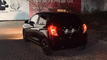 Продажа авто: Chevrolet Spark: 2017 г., 1 л, Вариатор, Бензин, Хэтчбэк — 4