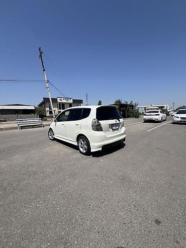 sprinter 2 9: Honda Fit: 2003 г., 1.5 л, Автомат, Бензин, Хэтчбэк — 7