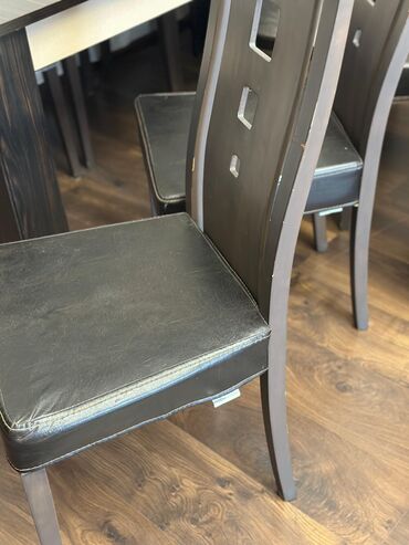 metbex ucun qaz sobalari: Qonaq otağı üçün, İşlənmiş, Açılan, Kvadrat masa, 6 stul
