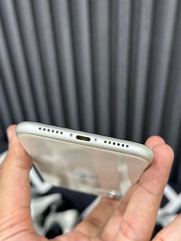balaca iphone: IPhone 11, 128 GB, Ağ, Zəmanət, Simsiz şarj, Face ID — 5