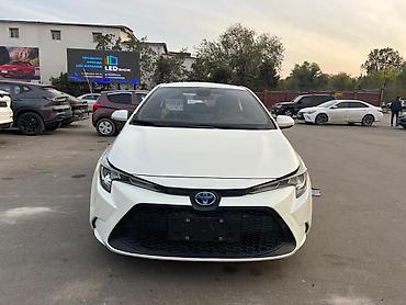corolla 2018: Toyota Corolla: 2020 г., 1.8 л, Гибрид, Седан — 2