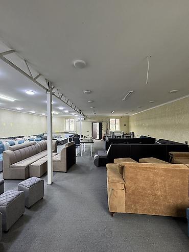 Аренда помещений свободного назначения: Сдаётся помещение 240м кв Помещения арендага берилет 240м кв Адрес Ак — 6