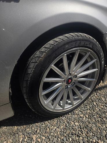 215 60 17: İşlənmiş Disk təkər Vossen 215 / 45 / R 17, 5 Boltlu — 2